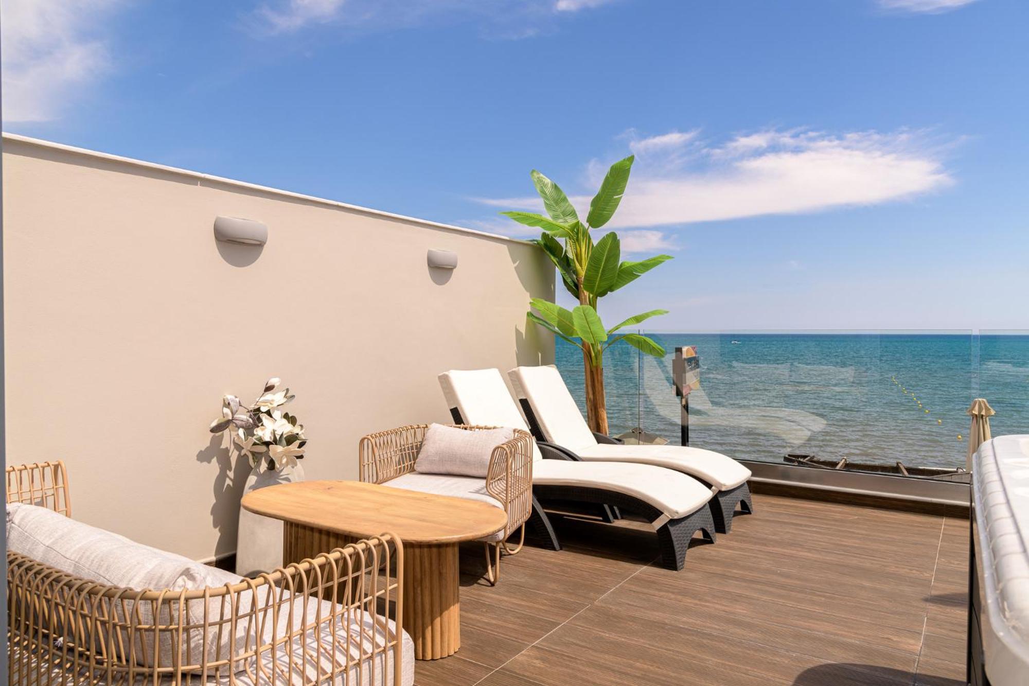 Pearl Luxury Living Apartment Laganas Bagian luar foto