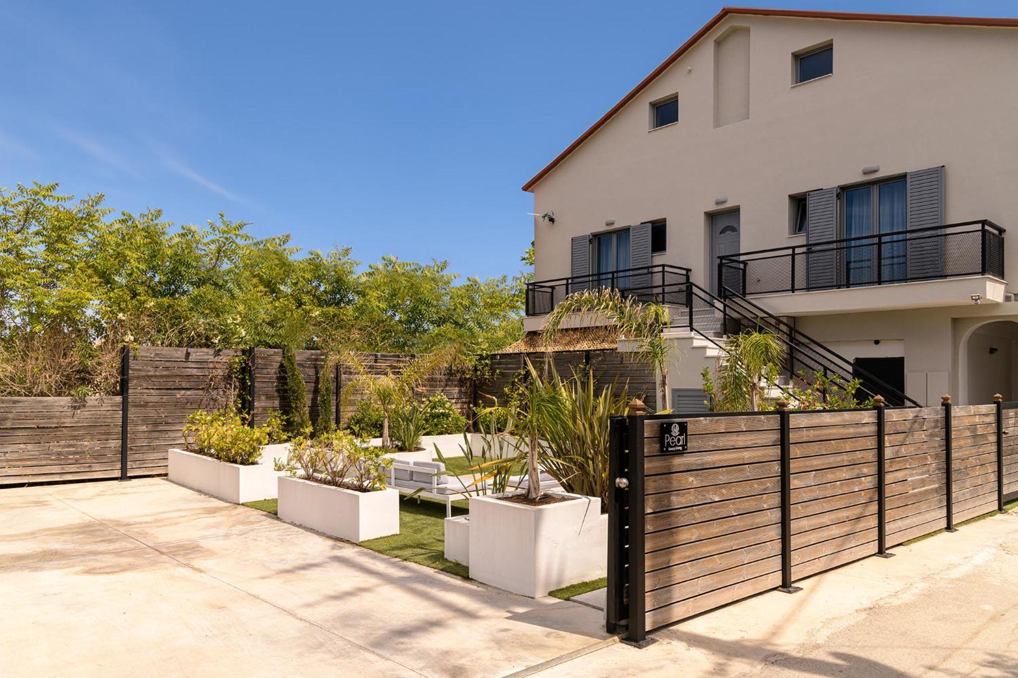 Pearl Luxury Living Apartment Laganas Bagian luar foto